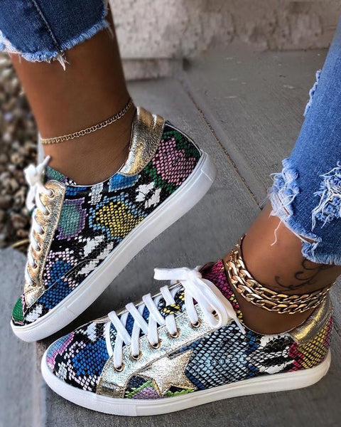 Snakeskin Star Design Lace-Up Sneakers